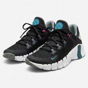 Nike Free Metcon 4~Black And White~Women Size 7.5
